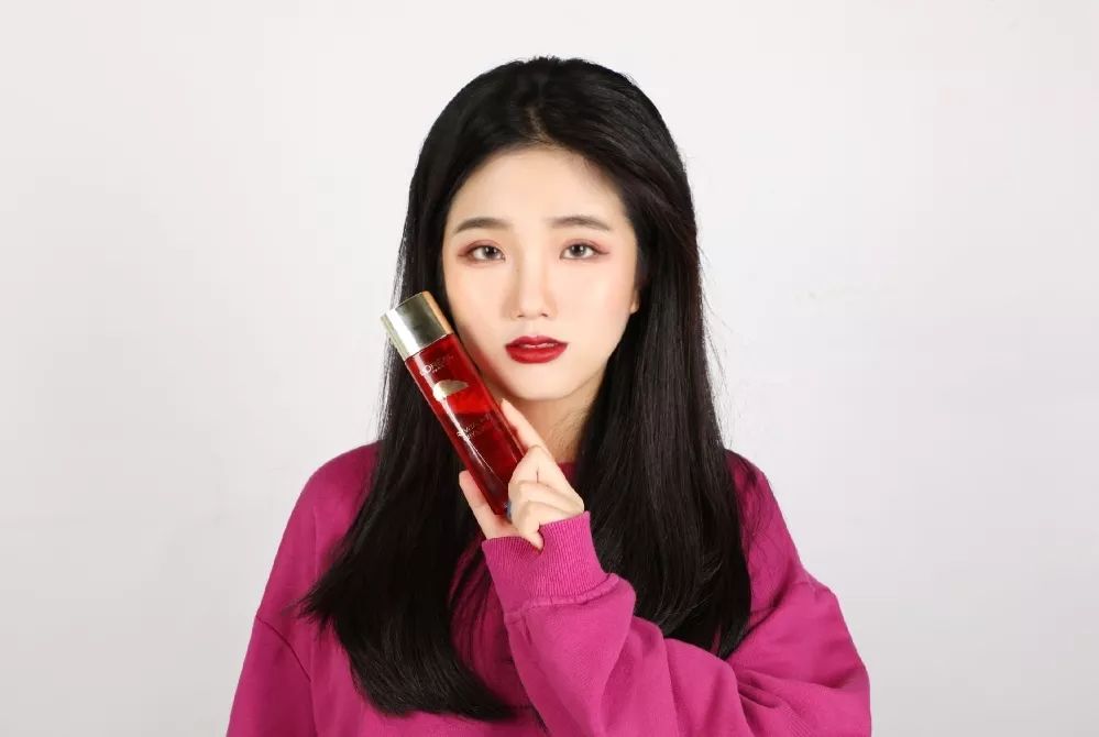 歐萊雅晶瑩水好用嗎 歐萊雅晶瑩水適合油皮嗎 歐萊雅晶瑩水好用嗎 歐萊雅晶瑩水適合油皮嗎