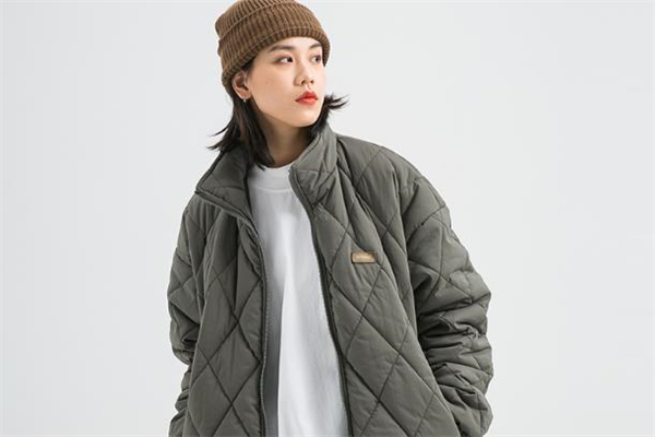 夾克棉服怎么搭配 夾克棉服搭配圖片 夾克棉服怎么搭配 夾克棉服搭配圖片