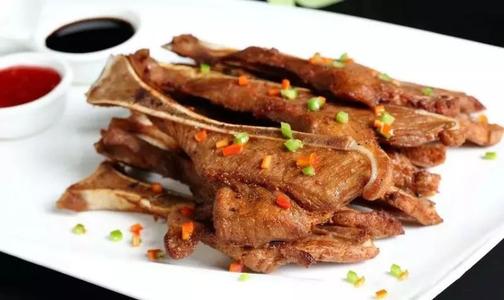 蒸扇子骨需要多長(zhǎng)時(shí)間 蒸扇子骨的功效