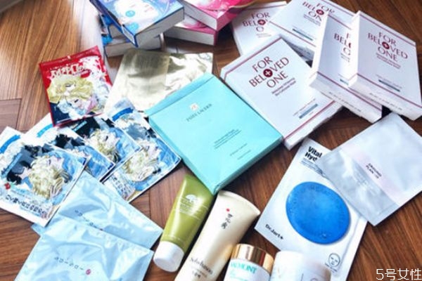 面膜變黃了還能用嗎 面膜變黃是什么原因 面膜變黃了還能用嗎 面膜變黃是什么原因