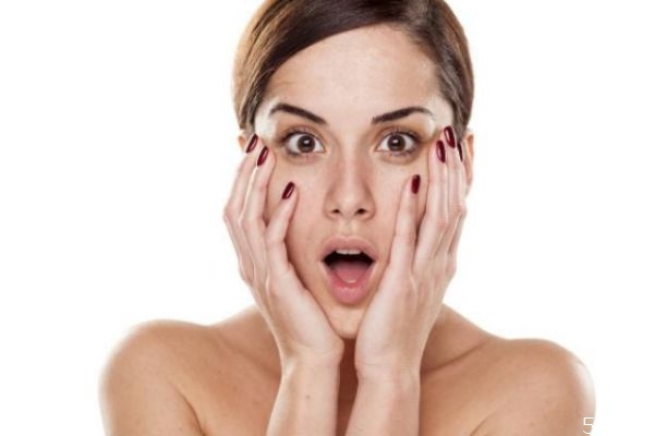 芹菜葉做眼霜科學(xué)嗎 芹菜怎樣做眼霜 芹菜葉做眼霜科學(xué)嗎 芹菜怎樣做眼霜