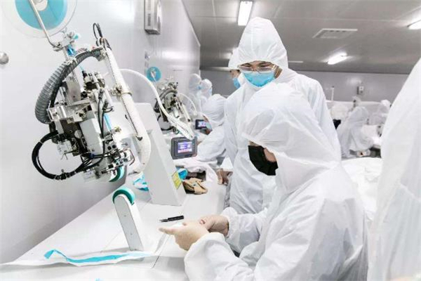 雨水里有病毒嗎 病毒在晴天還是雨天容易傳播 雨水里有病毒嗎 病毒在晴天還是雨天容易傳播