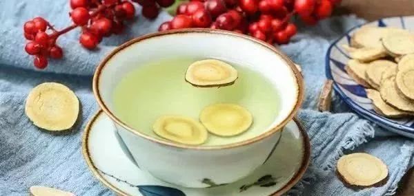 甘草泡水一次放多少 喝甘草的副作用 甘草泡水一次放多少 喝甘草的副作用