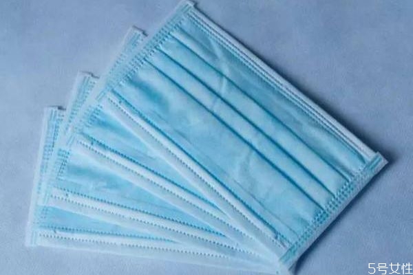 口罩的尖朝上還是朝下 醫(yī)用藍色口罩正確戴法