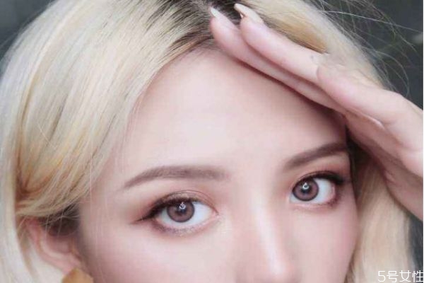 長(zhǎng)期戴美瞳角膜缺氧怎么回事 長(zhǎng)期戴美瞳有什么危害