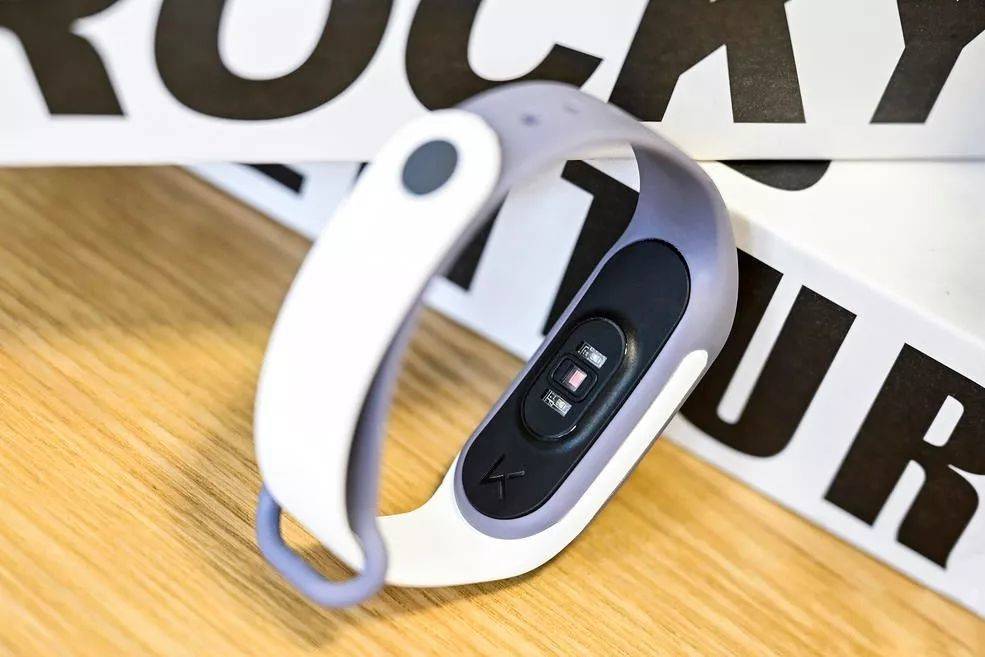 keep×line運動手環(huán)好用嗎 keep×line運動手環(huán)有哪些功能