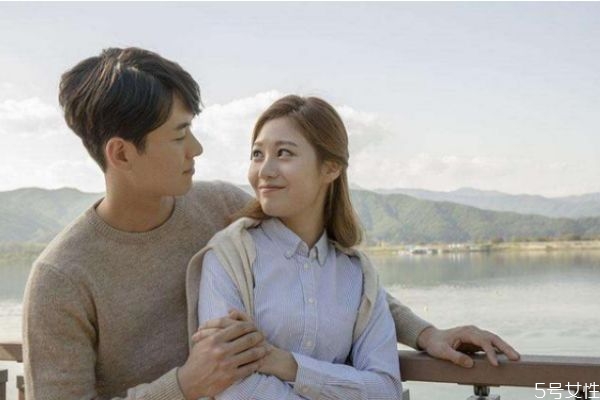 前夫不會(huì)復(fù)婚的表現(xiàn) 離婚后復(fù)婚的幾率 前夫不會(huì)復(fù)婚的表現(xiàn) 離婚后復(fù)婚的幾率