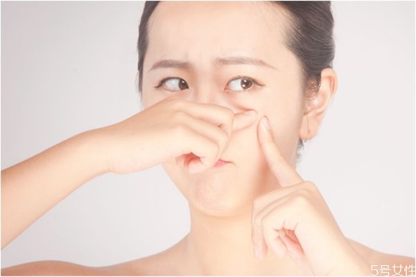 蒸臉器里面放什么美白 蒸臉器美白注意事項(xiàng) 蒸臉器里面放什么美白 蒸臉器美白注意事項(xiàng)