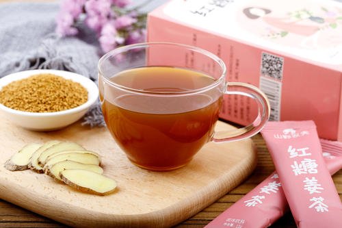 為什么說晚上喝姜茶等于吃砒霜 什么時候喝姜茶好 為什么說晚上喝姜茶等于吃砒霜 什么時候喝姜茶好