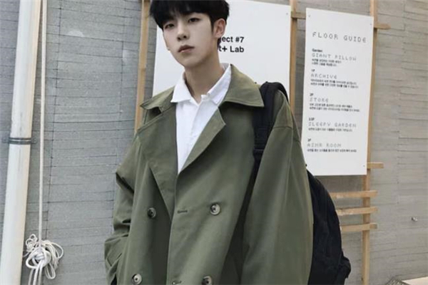 短款風衣什么顏色好看 短款風衣流行什么顏色