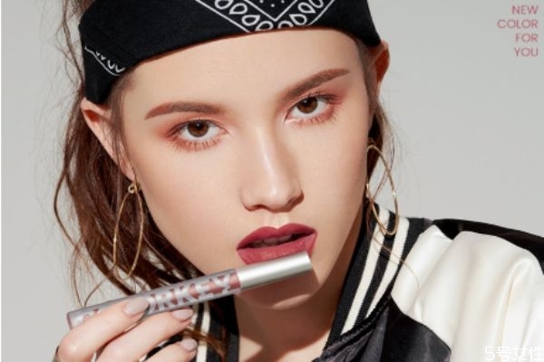 colorkey唇釉606是什么顏色 colorkey唇釉606試色 colorkey唇釉606是什么顏色 colorkey唇釉606試色