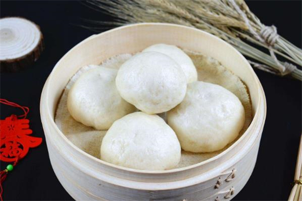 饅頭沒蒸熟怎么補救 饅頭沒蒸熟還能繼續(xù)蒸嗎