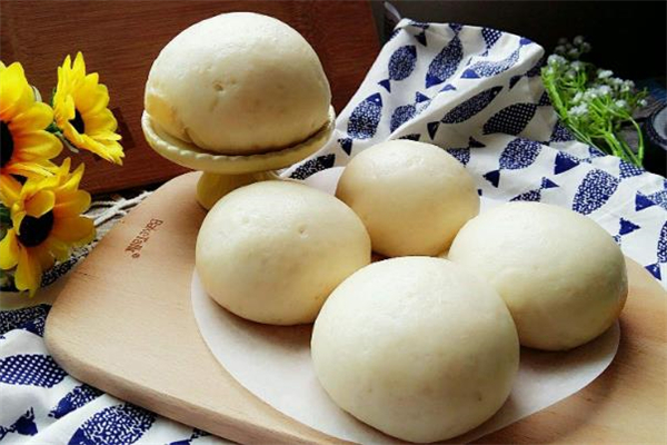 饅頭沒蒸熟怎么補救 饅頭沒蒸熟還能繼續(xù)蒸嗎