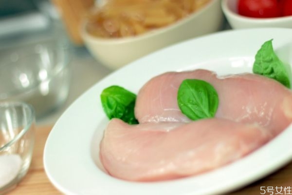 冷凍肉能保存多長時(shí)間 凍肉多久會(huì)變質(zhì)