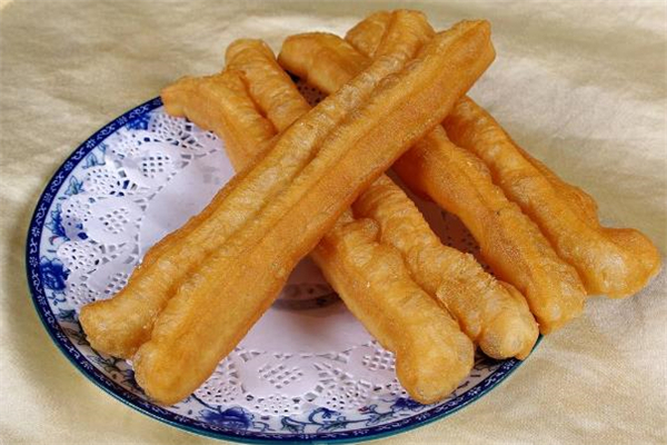 油條不蓬松是什么原因 油條怎么做才蓬松 油條不蓬松是什么原因 油條怎么做才蓬松