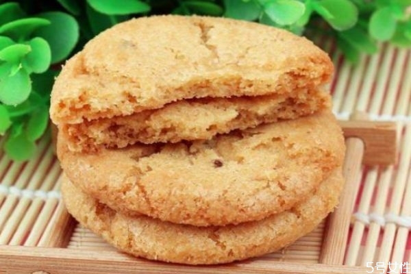 如何自制桃酥 在家做桃酥的方法 如何自制桃酥 在家做桃酥的方法
