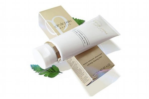 cpb洗面奶適合痘痘肌膚嗎 cpb洗面奶適合人群 cpb洗面奶適合痘痘肌膚嗎 cpb洗面奶適合人群