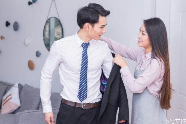 老公犯錯(cuò)如何讓他吸取教訓(xùn) 對付說假話男人的方法