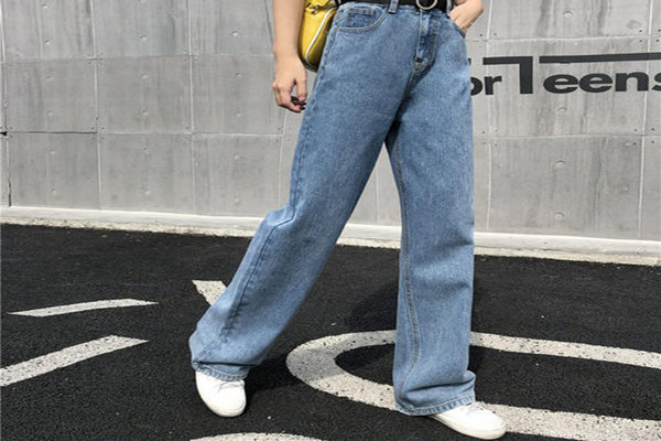 拖地褲適合矮個(gè)子嗎 拖地褲挑人嗎 拖地褲適合矮個(gè)子嗎 拖地褲挑人嗎