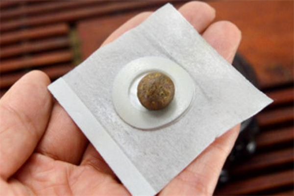 南懷瑾肚臍貼去濕氣是真的嗎 南懷瑾肚臍貼的功效 南懷瑾肚臍貼去濕氣是真的嗎 南懷瑾肚臍貼的功效