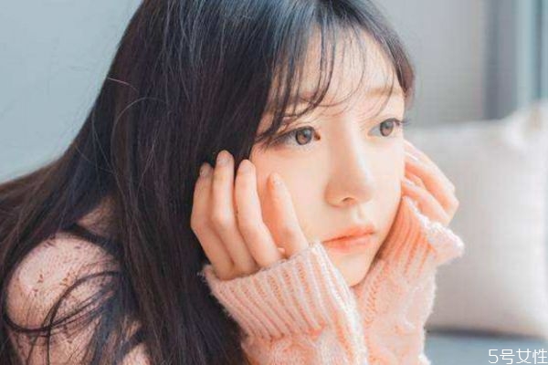 戀愛中卑微真的能換來真心嗎 如何經(jīng)營(yíng)戀愛