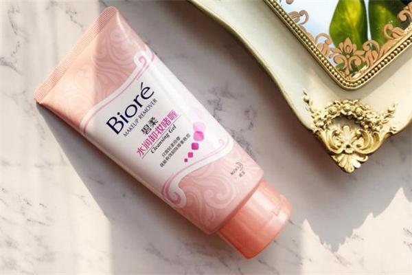 卸妝啫喱可以卸眼妝嗎 卸妝啫喱可以卸口紅嗎 卸妝啫喱可以卸眼妝嗎 卸妝啫喱可以卸口紅嗎