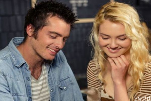 什么樣的老婆必須離婚 老婆不愛你的六種表現(xiàn) 什么樣的老婆必須離婚 老婆不愛你的六種表現(xiàn)