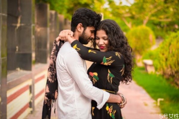 如何對(duì)待老公反復(fù)出軌 報(bào)復(fù)出軌男的高端方法 如何對(duì)待老公反復(fù)出軌 報(bào)復(fù)出軌男的高端方法