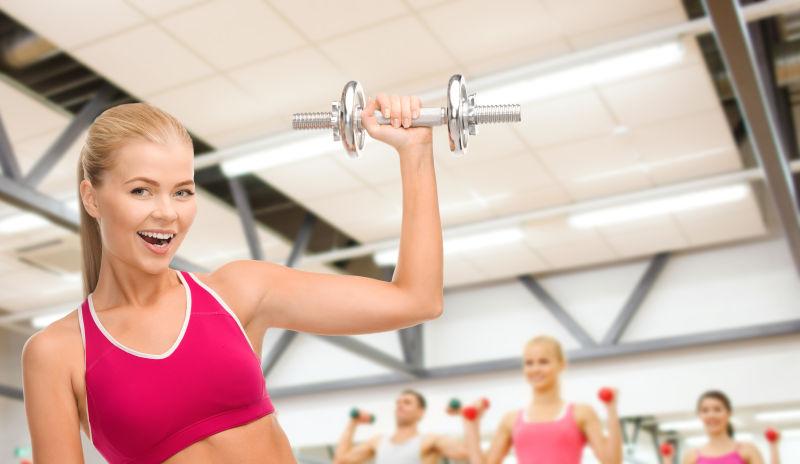 練手臂肌肉的技巧 鍛煉手臂肌肉的方法 練手臂肌肉的技巧 鍛煉手臂肌肉的方法