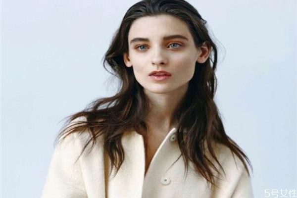 雙面呢是什么面料 雙面呢大衣和單面呢大衣的區(qū)別 雙面呢是什么面料 雙面呢大衣和單面呢大衣的區(qū)別