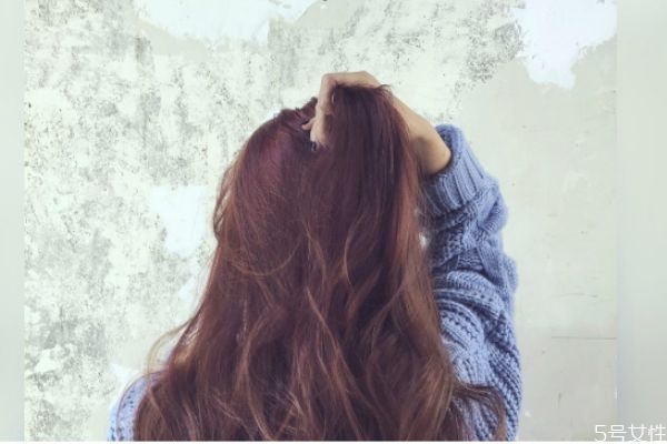 怎么染發(fā)才不會(huì)爆頂 染發(fā)爆頂后最好的補(bǔ)救 怎么染發(fā)才不會(huì)爆頂 染發(fā)爆頂后最好的補(bǔ)救