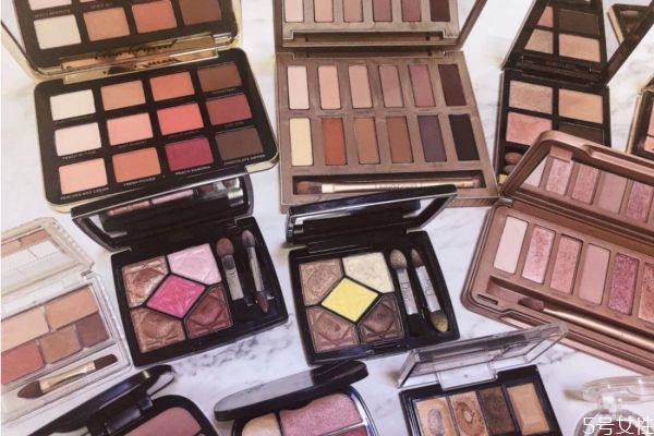 眼影里面含重金屬成分嗎 眼影質量不好的危害