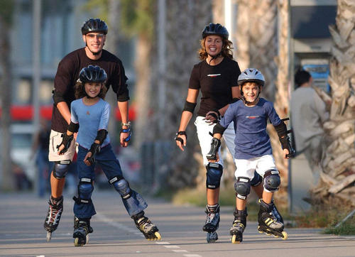 怎么樣練習輪滑 練習輪滑的技巧 怎么樣練習輪滑 練習輪滑的技巧