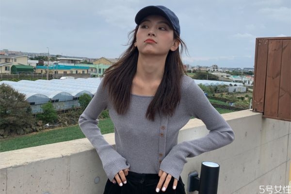 韓版毛衣怎么搭配 韓版寬松毛衣搭配方法 韓版毛衣怎么搭配 韓版寬松毛衣搭配方法