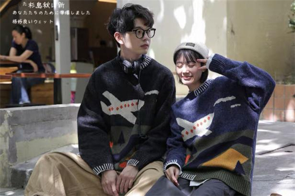 2020年流行什么樣的情侶毛衣 2020年流行什么樣的情侶毛衣