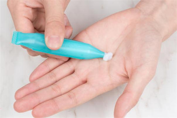 前男友發(fā)膜是什么牌子的 前男友發(fā)膜是哪個(gè)國(guó)家的 前男友發(fā)膜是什么牌子的 前男友發(fā)膜是哪個(gè)國(guó)家的