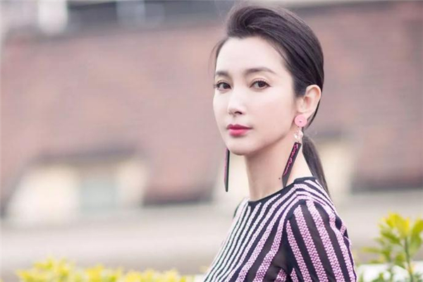 種植美人尖多久開(kāi)始生長(zhǎng) 美人尖種植之后會(huì)不會(huì)掉