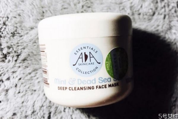 清潔面膜是涂薄點(diǎn)好還是厚一點(diǎn)好 清潔面膜厚敷還是薄敷 清潔面膜是涂薄點(diǎn)好還是厚一點(diǎn)好 清潔面膜厚敷還是薄敷