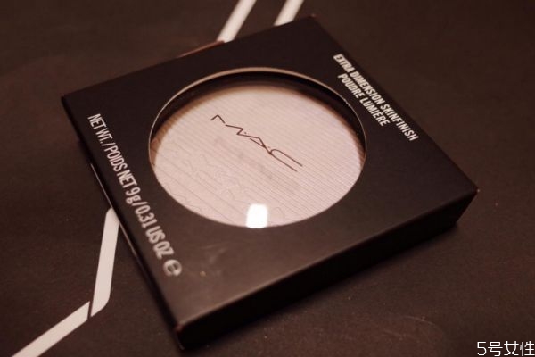 素顏可以用高光嗎 素顏直接打個(gè)高光行么 素顏可以用高光嗎 素顏直接打個(gè)高光行么