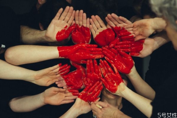 夫妻湊合過日子的表現(xiàn) 搭伙過日子的婚姻表現(xiàn) 夫妻湊合過日子的表現(xiàn) 搭伙過日子的婚姻表現(xiàn)