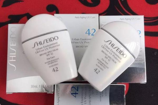 資生堂白胖子真假辨別 資生堂白胖子防曬霜需要卸妝嗎 資生堂白胖子真假辨別 資生堂白胖子防曬霜需要卸妝嗎