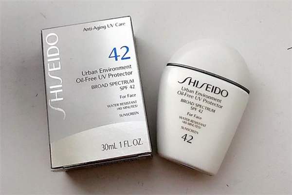 資生堂白胖子真假辨別 資生堂白胖子防曬霜需要卸妝嗎 資生堂白胖子真假辨別 資生堂白胖子防曬霜需要卸妝嗎