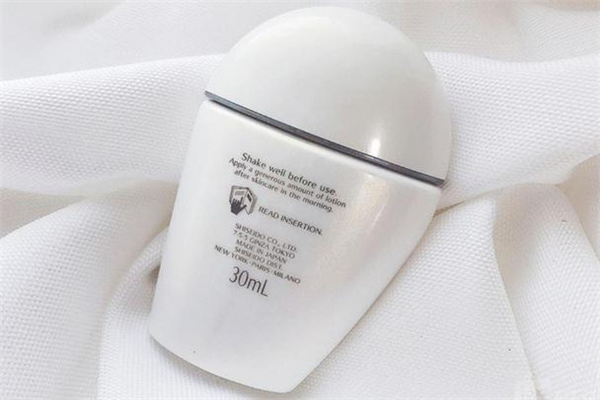 資生堂白胖子真假辨別 資生堂白胖子防曬霜需要卸妝嗎 資生堂白胖子真假辨別 資生堂白胖子防曬霜需要卸妝嗎