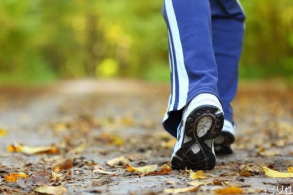 最適合女生減肥的時(shí)間段 什么時(shí)候女生減肥最有效 最適合女生減肥的時(shí)間段 什么時(shí)候女生減肥最有效