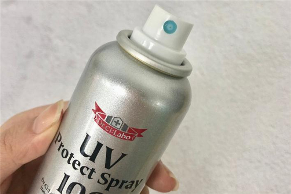 城野醫(yī)生防曬噴霧需要卸妝嗎 城野醫(yī)生防曬噴霧什么味道 城野醫(yī)生防曬噴霧需要卸妝嗎 城野醫(yī)生防曬噴霧什么味道