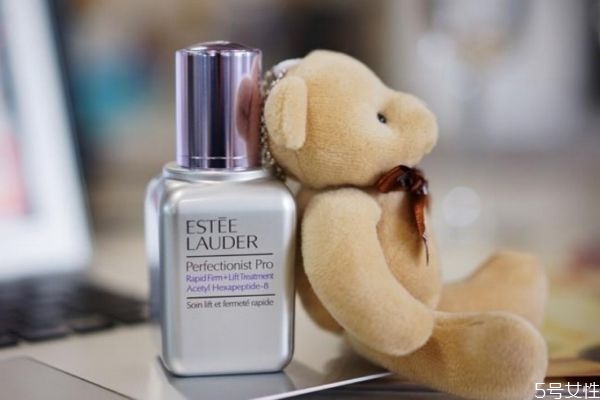 雅詩蘭黛濃縮精華素怎么用 雅詩蘭黛濃縮精華素用法 雅詩蘭黛濃縮精華素怎么用 雅詩蘭黛濃縮精華素用法