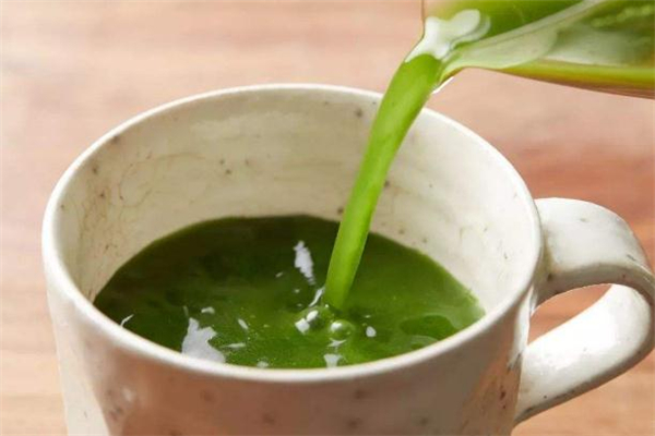 青汁可以代餐嗎 青汁每天喝幾杯合適 青汁可以代餐嗎 青汁每天喝幾杯合適