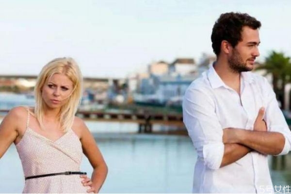 男人深愛(ài)你的表現(xiàn) 男人深愛(ài)你會(huì)怎么樣 男人深愛(ài)你的表現(xiàn) 男人深愛(ài)你會(huì)怎么樣