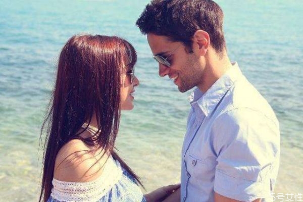 男人深愛(ài)你的表現(xiàn) 男人深愛(ài)你會(huì)怎么樣 男人深愛(ài)你的表現(xiàn) 男人深愛(ài)你會(huì)怎么樣