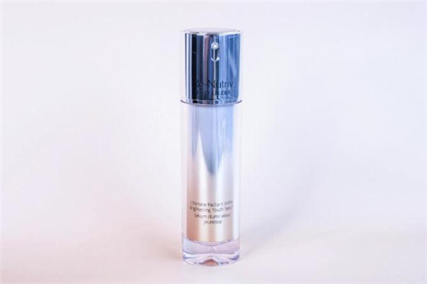 雅詩(shī)蘭黛白月光精華怎么樣 白月光精華真的有淡斑效果嗎